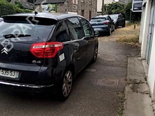 Fuse box CITROËN C4 Picasso I MPV (UD_) 2.0 HDi 138 | BP28363737E1 