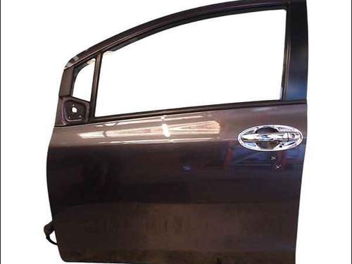 Used Left front door TOYOTA YARIS (_P13_) [2010-2020]  24906656