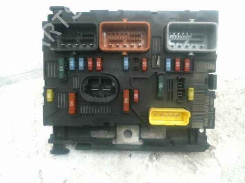 Used Fuse box PEUGEOT 307 (3A/C) 1.6 HDi 110 (109 hp) 24900176