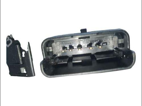 Front right lock PEUGEOT 2008 I (CU_) 1.2 THP 110 / PureTech 110 | BP24907746C97