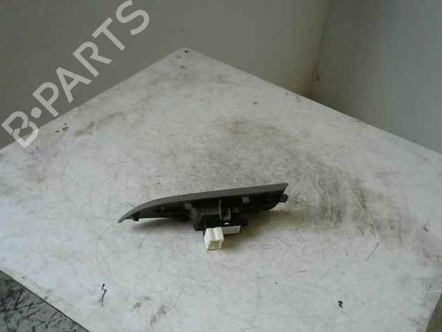 Used Right front window switch Right front window switch NISSAN CABSTAR (F24M, F24W) 28.12 DCI, 32.12 DCI, 34.12 DCI, 35.12 DCI 2.5 (F24M) (122 hp) 25011653 25011653