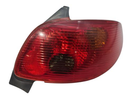 Used Right taillight Right taillight PEUGEOT 206 Hatchback (2A/C) 1.4 HDi eco 70 (68 hp) 33057601 33057601