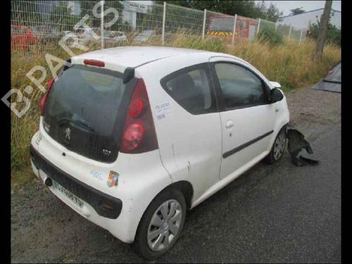 Left taillight PEUGEOT 107 (PM_, PN_) 1.0 | BP24905208C34 