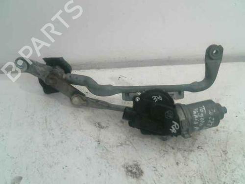 Used Front wipers mechanism TOYOTA YARIS (_P13_) 1.4 D (NLP130_, NLP130) (90 hp) 24913926