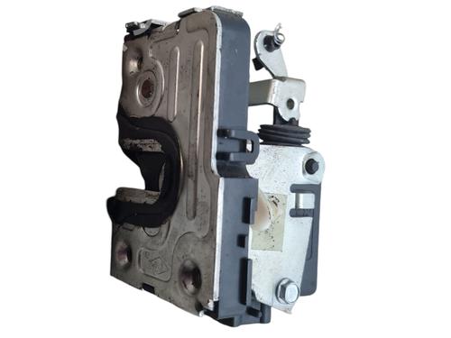 Høyre bak lås DACIA SANDERO 1.4 MPI LPG (72 hp) 31663241