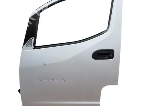 left-front-door-nissan-nv200-van-2010-35796340 main image