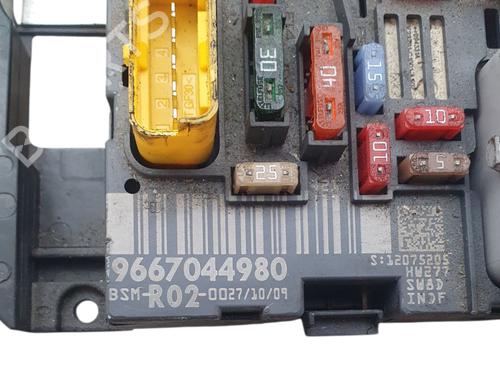 Fuse box CITROËN C4 Picasso I MPV (UD_) 2.0 HDi 138 | BP28363737E1 