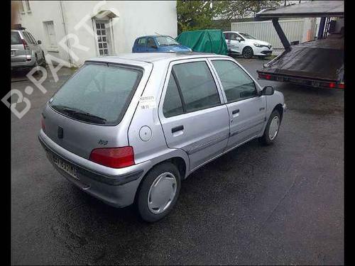 Right headlight PEUGEOT 106 II (1A_, 1C_) 1.1 i | BP24901911C29 