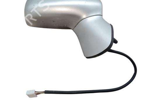 Used Right mirror TOYOTA COROLLA Verso (ZER_, ZZE12_, R1_) 2.2 D-4D (AUR10_, AUR10R) (136 hp) 31864995