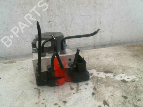 Used ABS pump LANCIA YPSILON (312_) 1.2 (312.PXA1A, 312.YXA1A) (69 hp) 25206945