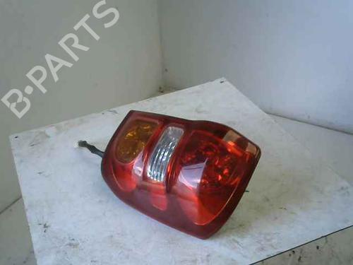 Used Left taillight Left taillight TOYOTA RAV 4 II (_A2_) 2.0 D 4WD (CLA20_, CLA21_, CLA20R, CLA21R) (116 hp) 36052760 36052760