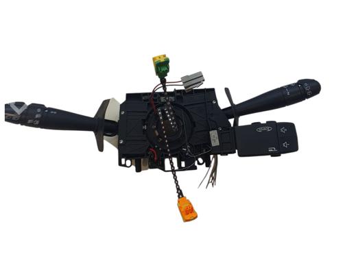 Interruttore luci Interruttore luci RENAULT CLIO II (BB_, CB_) 1.2 16V (BB05, BB0W, BB11, BB27, BB2T, BB2U, BB2V, CB05,... (75 hp) 36680327 36680327