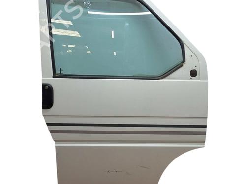 Used Right front door Right front door VW TRANSPORTER T4 Van (70A, 70H, 7DA, 7DH) 1.9 TD (68 hp) 33413445 33413445