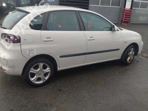 Left tailgate light SEAT IBIZA III (6L1) 1.4 TDI | BP32353295C79