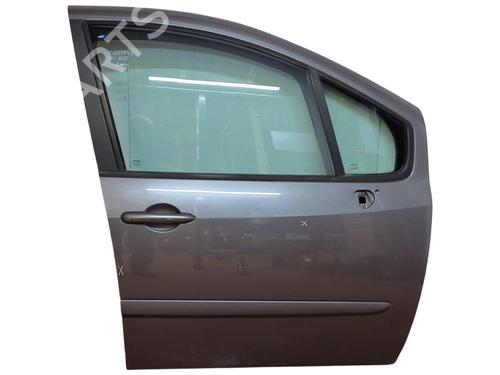 Used Right front door Right front door 38545136 38545136
