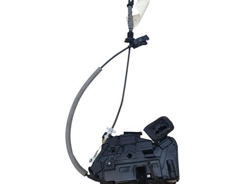 Høyre foran lås VW POLO V (6R1, 6C1) 1.2 (60 hp) 30138519