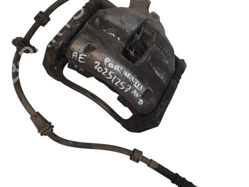 Used Right front brake caliper Right front brake caliper 38939328 38939328