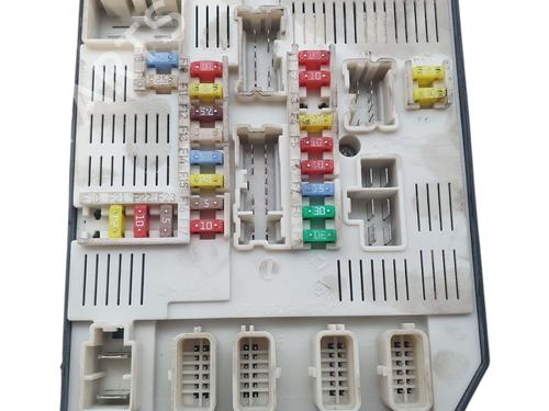 Used Fuse box RENAULT MEGANE III Hatchback (BZ0/1_, B3_) 1.5 dCi (106 hp) 29229378