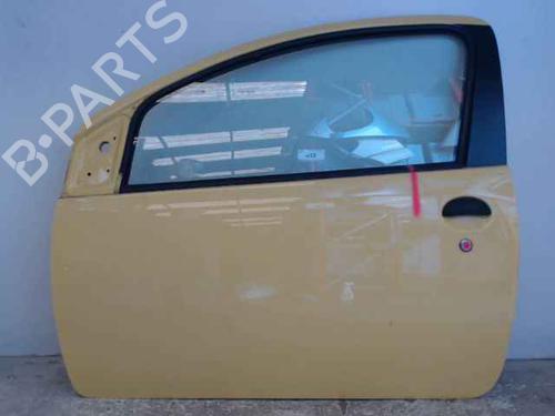 Used Left front door PEUGEOT 107 (PM_, PN_) 1.0 (68 hp) 24906521