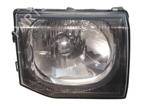 Used Right headlight MITSUBISHI PAJERO III (V7_W, V6_W) 2.5 TDi (V64W, V74W) (115 hp) 29620901