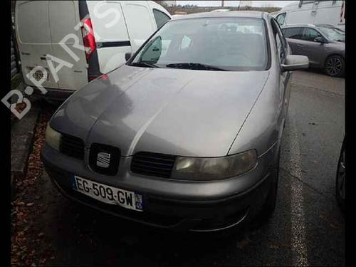 Right headlight SEAT LEON (1M1) 1.9 TDI | BP25763267C29 