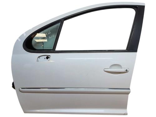 Used Left front door Left front door 36572517 36572517