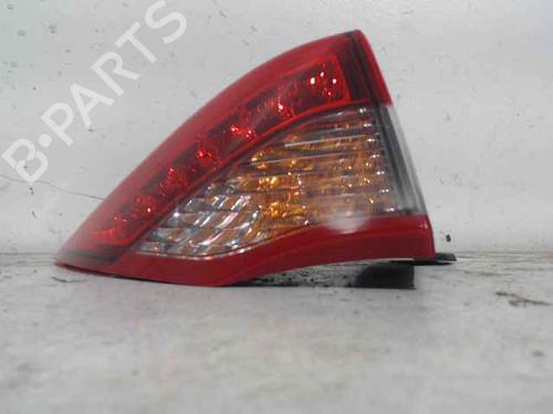 Venstre baglygte RENAULT LAGUNA III (BT0/1) 2.0 dCi (BT07, BT0J, BT14, BT1A, BT1S) (131 hp) 25762158