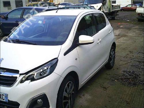 Left front fog light PEUGEOT 108 1.0 VTi | BP32353236C30