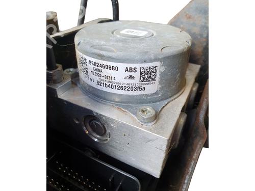 ABS pump CITROËN C3 II (SC_) 1.2 VTi 82 | BP39754207M43 - Image 3