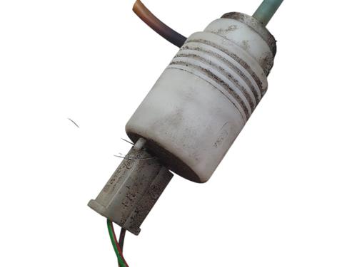 Used Washer pump Washer pump VW TRANSPORTER T4 Van (70A, 70H, 7DA, 7DH) 2.4 D (78 hp) 34709300 34709300