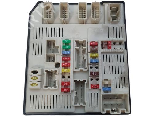 Used Fuse box Fuse box RENAULT LAGUNA III Grandtour (KT0/1) 2.0 dCi (KT07, KT0J, KT14, KT1A, KT1S) (131 hp) 36459084 36459084