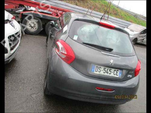 Left taillight PEUGEOT 208 I (CA_, CC_) 1.4 HDi | BP27330723C34 