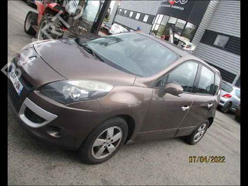 Left front door RENAULT SCÉNIC III (JZ0/1_) 1.5 dCi | BP30379233C2 