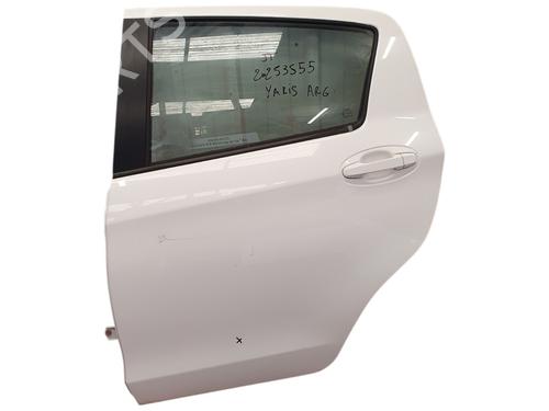 Used Left rear door Left rear door TOYOTA YARIS (_P13_) 1.5 Hybrid (NHP130_, NHP130) (101 hp) 35885495 35885495