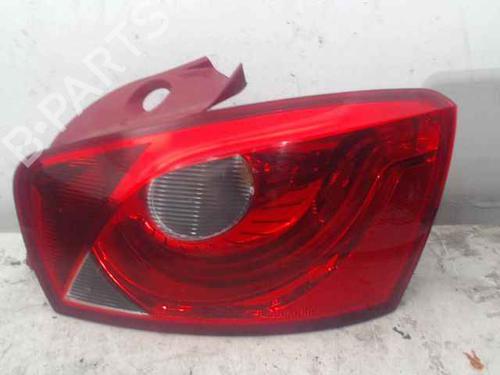 Høyre baklys SEAT IBIZA IV (6J5, 6P1) 1.4 TDI (80 hp) 24909545