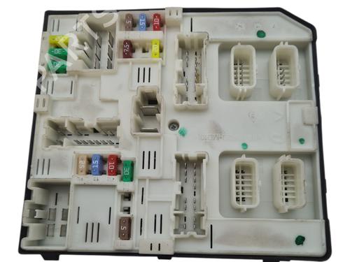 Used Fuse box Fuse box RENAULT SCÉNIC III (JZ0/1_) 1.6 dCi (JZ00, JZ12) (130 hp) 33131707 33131707