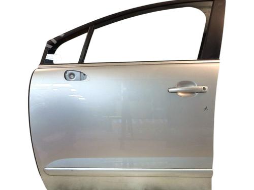 Used Left front door PEUGEOT 5008 (0U_, 0E_) 1.6 HDi (114 hp) 28445036