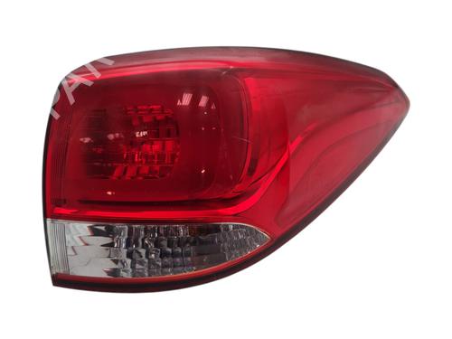 right-taillight-kia-carens-iv-2013-33030689 main image