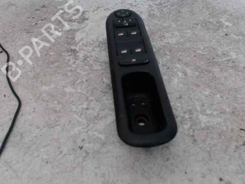 Used Switch PEUGEOT 407 (6D_) 2.0 HDi (6DRHRH) (140 hp) 24903567