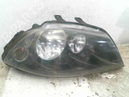 Used Right headlight SEAT IBIZA III (6L1) 1.4 16V (86 hp) 24902481