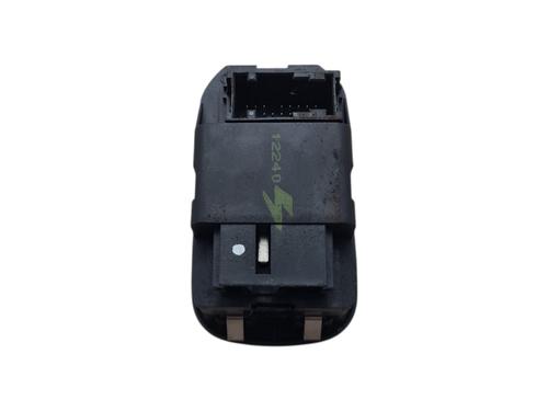 Used Switch Switch PEUGEOT 206 Hatchback (2A/C) 1.4 i (75 hp) 34253972 34253972