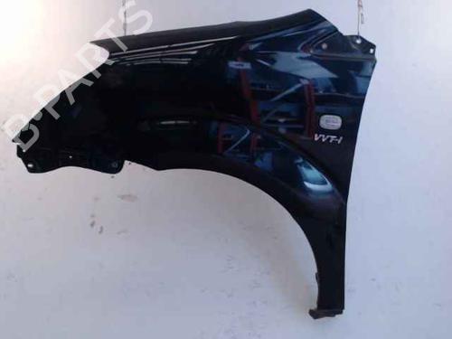Used Left front fenders TOYOTA COROLLA Verso (ZER_, ZZE12_, R1_) 1.6 (ZNR10_, ZNR10R) (110 hp) 27690087