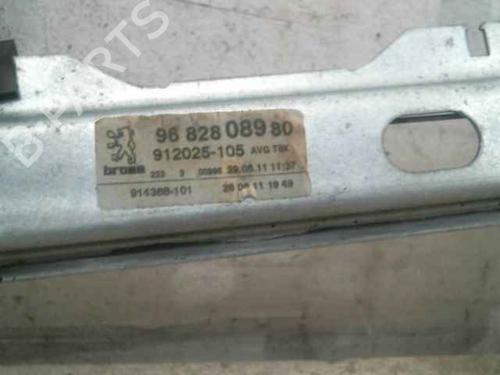 Front left window mechanism PEUGEOT 5008 (0U_, 0E_) 1.6 HDi | BP24903618C22 