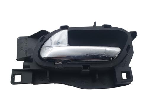 Venstre fortil invendig håndtag Venstre fortil invendig håndtag PEUGEOT 407 SW (6E_, 6D_) 1.6 HDi 110 (109 hp) 33996855 33996855