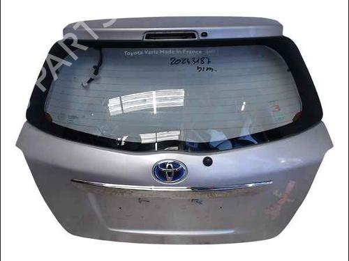 Used Tailgate TOYOTA YARIS (_P13_) 1.5 Hybrid (NHP130_, NHP130) (101 hp) 24898491