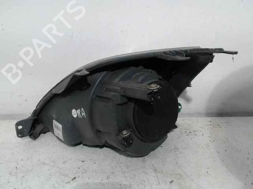 Right headlight FORD FIESTA V (JH_, JD_) 1.4 TDCi | BP25763138C29 