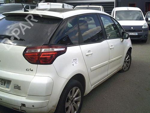 Front wiper motor CITROËN C4 Picasso I MPV (UD_) 1.6 HDi 110 | BP31323677M29