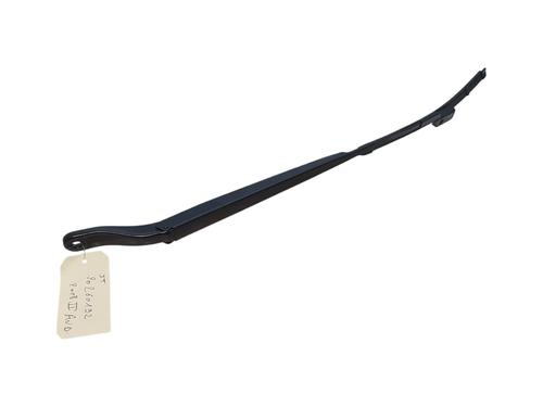 Used Front windshield wiper arm Front windshield wiper arm PEUGEOT 2008 II (UD_, US_, UY_, UJ_, UR_, UC_) 1.2 Hybrid 136 (URHPYC, USHPY) (136 hp) 36309485 36309485