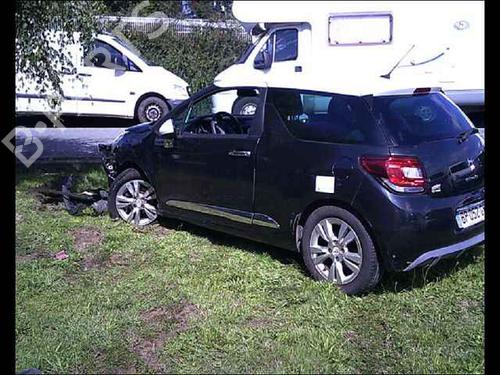 Right front door CITROËN DS3 (SA_) 1.6 HDi 90 | BP24910299C3