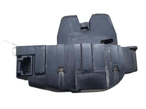 Tailgate lock PEUGEOT 207 (WA_, WC_) 1.4 HDi | BP32199343C101